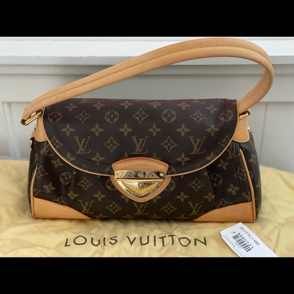 Louis Vuitton Beverly Handbag
Monogram Canvas MM great condition w/ dust bag - Picture 10 of 10